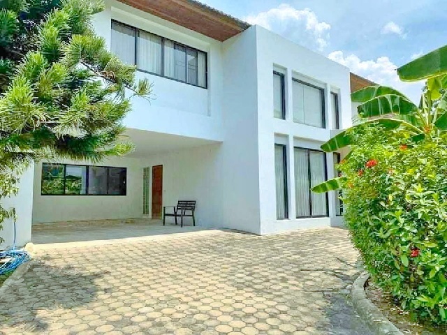 ให้เช่าบ้าน 2ชั้น 102ตร.ม เดอะพาซิโอ ทาวน์ 600 ม. MRT สัมมากร 70