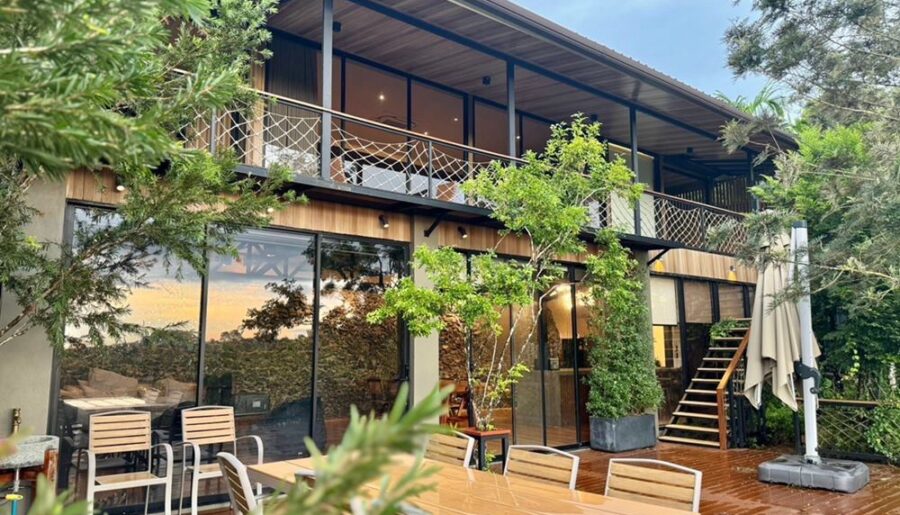 ขายสวนทุเรียน ขั้นบันได พร้อมบ้านตากอากาศ บนเขา พร้อมโฉนด! วิวหลักล้าน 11ไร่ อ.มะขาม จันทบุรี โทร 0830132000