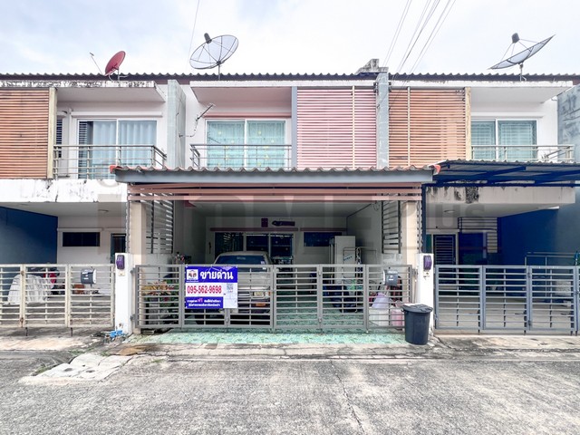 ทาวน์โฮม เดอะทรัสต์ทาวน์ (The Trust Tow ) ราชพฤกษ์ รัตนาธิเบศร์